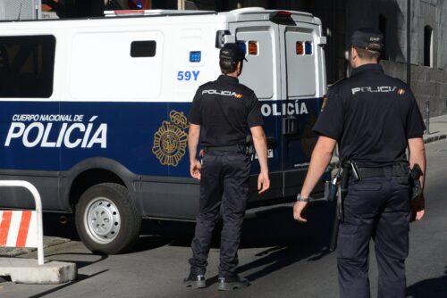 الامن الإسبانية يعتقل مغربيا بتهمة دعم تنظيم “داعش”