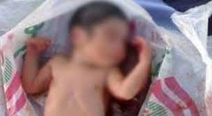 فيديو :فضيحة جديدة … حامل تتوسل لوضع مولودها