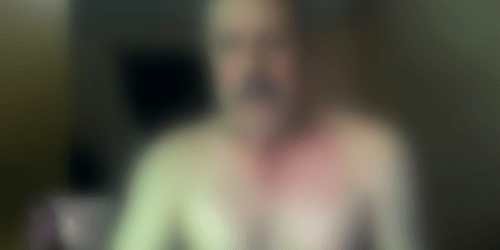 فضيحة: صور نقابي معروف يظهر عاريا في فيديو مثير ويقوم بالاستمناء.