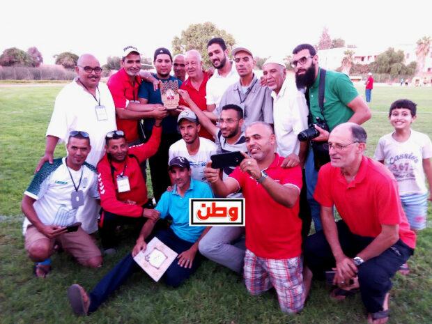 تارودانت : تكريم محمد العرعوري قيدوم لاعبي كرة القدم في حفل بهيج بمبادرة من جمعية قدماء لاعبي الرجاء الروداني