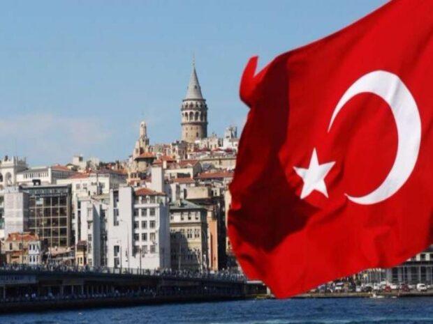 بعد فتح أردوغان للحدود مع اليونان ، إقبال كبير للمغاربة على تركيا