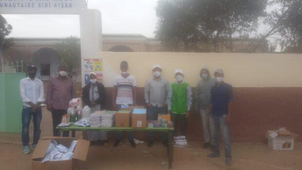 تارسواط :جمعية آيت أوسعيد للتنمية والتعاون توزع لوازم صحية و مدرسية بإزربي (الصور)