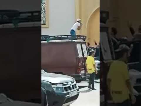 اعتقال شخص دعا بالصياح لإعادة فتح المساجد