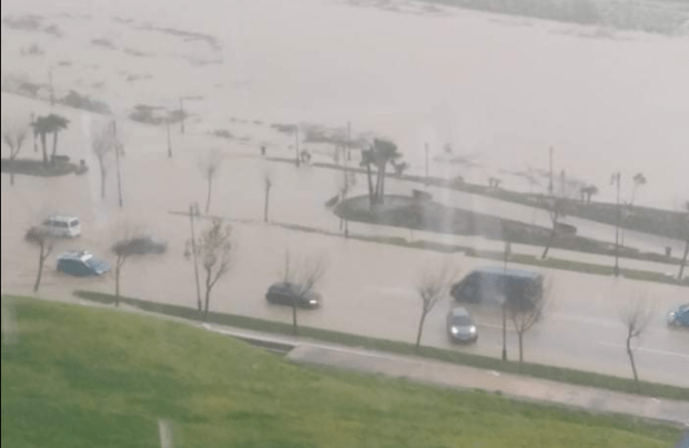 فضيحة…فيضانات تُغرق مدينة تطوان (صور)