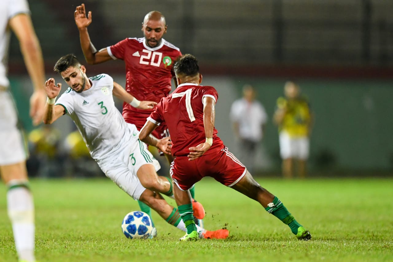 المنتخب المغربي يودع كأس العرب بعد تعثره أمام نظيره الجزائري