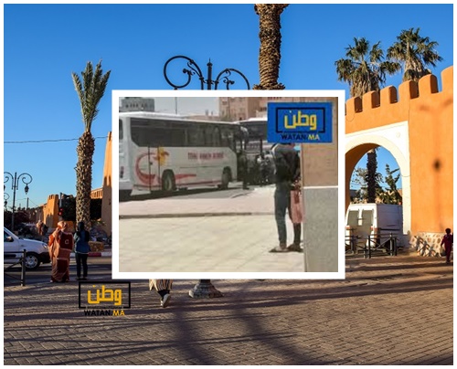 لحظة افراغ أفواج من الأفارقة بتزنيت وسط اندهاش الساكنة