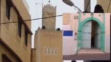 إنزكان : بعد أن قضى إبراهيم حموش أزيد من 60 عاما مدرسا للقرآن بالمسجد العتيق أصبح مصيره مهدد بالضياع