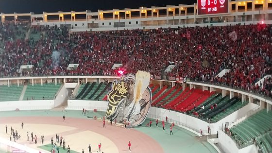 بالفيديو ...تيفو جمهور حسنية أكادير في مبارته ضد الوداد البيضاوي بملعب أدرار