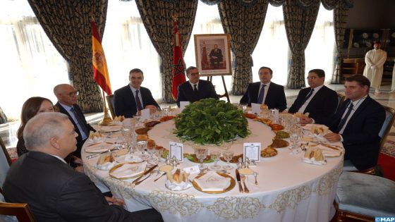 SM le Roi offre un déjeuner en l’honneur du Président du gouvernement espagnol