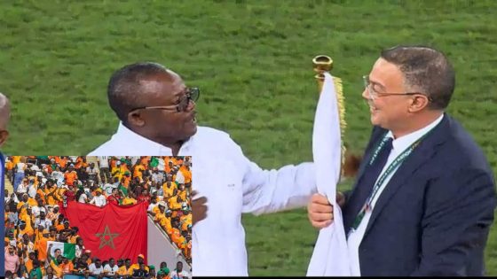 فوزي لقجع يتسلم علم كأس إفريقيا 2025