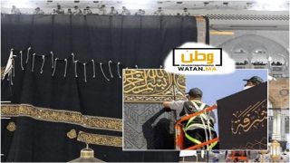 تثبيت كسوة الكعبة الجديدة على الجهات الأربع مع مطلع العام الهجري
