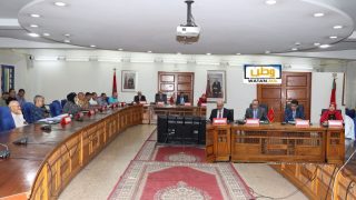 بدعوة من والي جهة سوس ماسة.. مجلس عمالة أكادير إداوتنان يصادق على تنظيم موسم العسل بجماعة إقصري