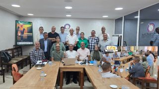 النقابة الوطنية للصحافة تدعو إلى مراجعة مشاريع قوانين الصحافة وتؤكد ضرورة الحوار