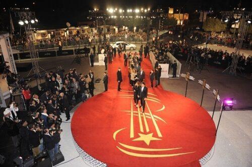 صور: فضيحة مهرجان مراكش للفيلم كؤوس شامبانيا وخمر “بالعلالي”