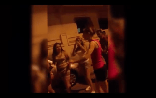 فديو : ليالي مرتيل شجار وصراخ بين العاهرات