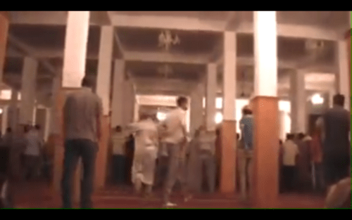 صوت الموسيقى بمهرجان تيفاوين يغلب على صوت امام المسجد