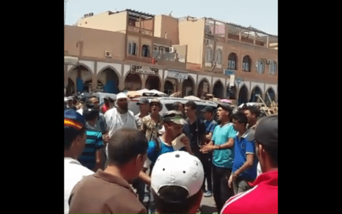 وقفة احتجاجية للباعة المتجولين بتزنيت