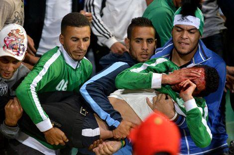 فيديو: مواجهات بين الفصائل المساندة للرجاء البيضاوي بمدرجات ملعب مراكش