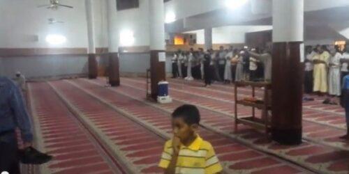 فاجعة: شخص يقتحم مسجد بالدارالبيضاء محاولا ذبح أحد المصلين خلال الصلاة