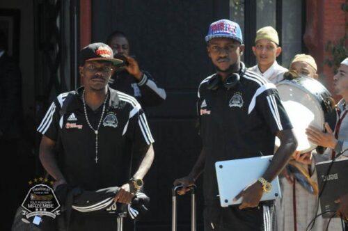 لحظة استقبال مازيمبي الكونغولي بالدقة المراكشية والشاي والحلويات المغربية